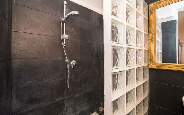 Piazza Vittorio Veneto Elegant Flat