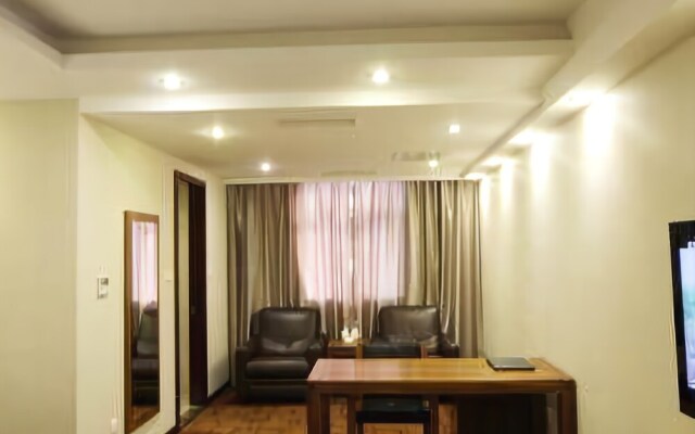 Home Inn Nantong Qingnian Middle Road
