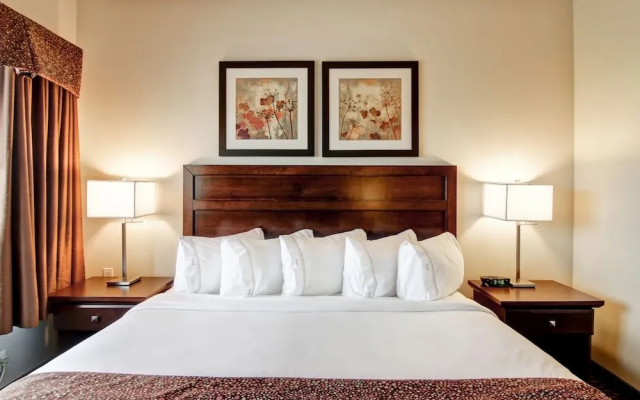 Tisdale Canalta Hotel