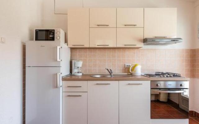 Bruna 1 Apartment
