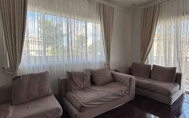 Elegant 3BR Private Home in Vista Grande