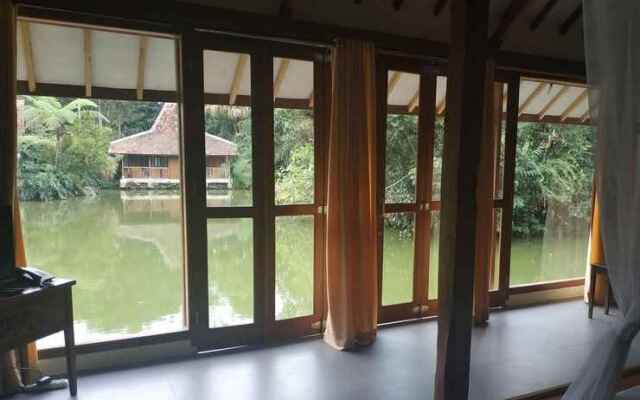 Sapulidi Cafe, Resort & Gallery