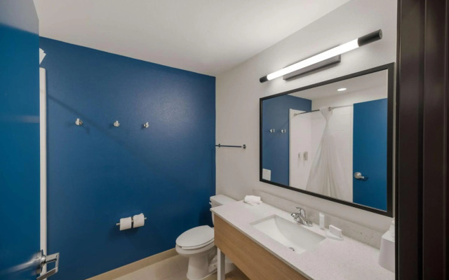 Spark by Hilton Midland South