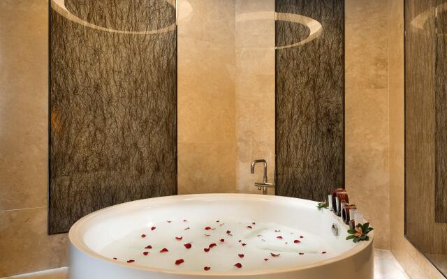 Crowne Plaza Sanya City Center by IHG