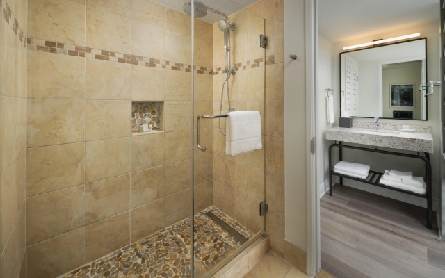 Hotel Indigo San Diego Del Mar by IHG