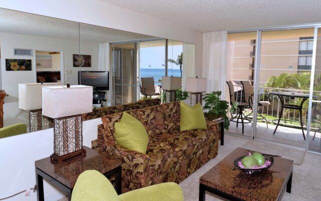 Royal Kahana 315 by RedAwning