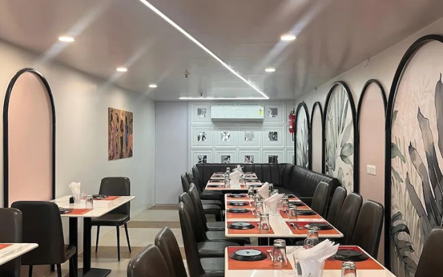 Hotel Soumya Sarovar