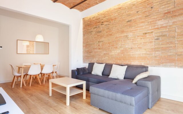 Akira Flats Urgell Apartment