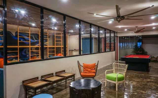 HQ Hostel