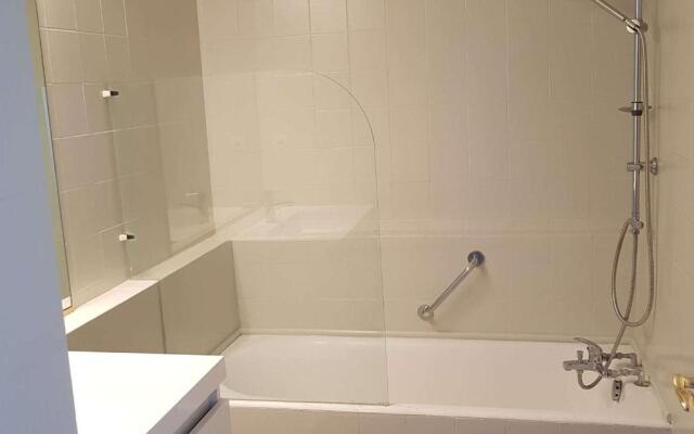 Appartement Villeneuve-Loubet, 2 pièces, 4 personnes - FR-1-252A-34