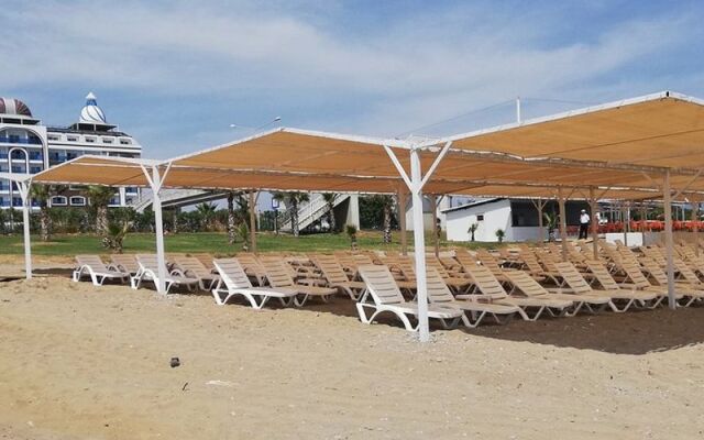 Simurg Halal Luxury Hotel