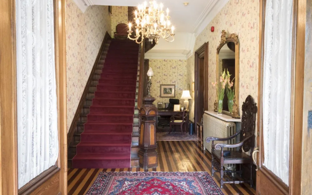 Queen Anne Inn