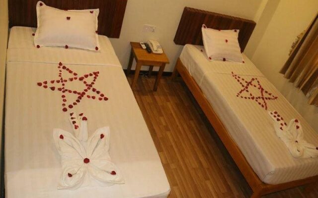 Hotel Bayint Naung