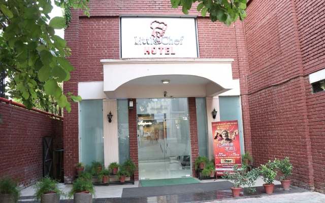 Little Chef Hotel — 3-star hotel in Kanpur