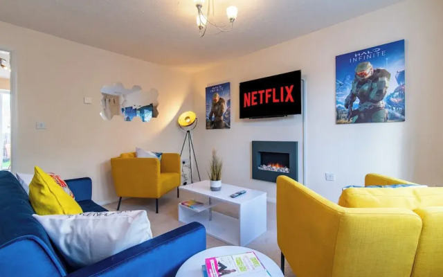Mandarin Styles 3 Bedroom W/garden in Derby