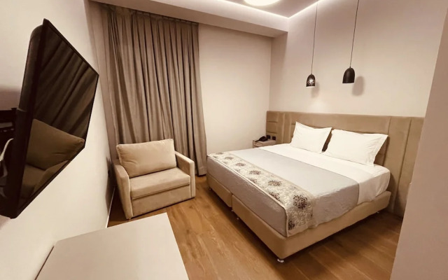 City Center Hotel