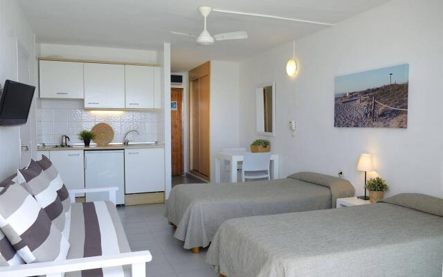 Apartamentos Sabina Playa