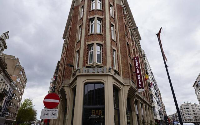hotelImage