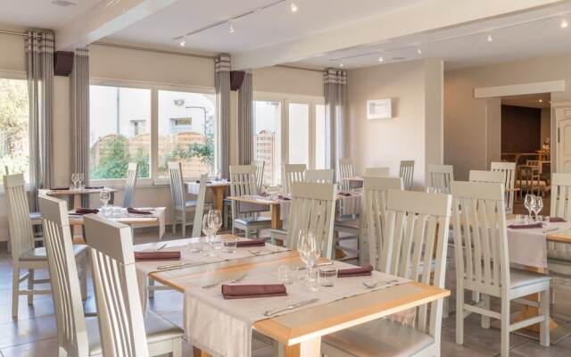 Le Réverbère - La Cuisinerie - L'Hôtellerie