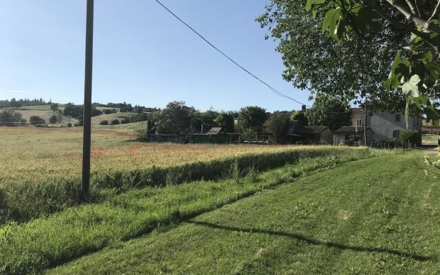 Tra i Campi Di Papaveri