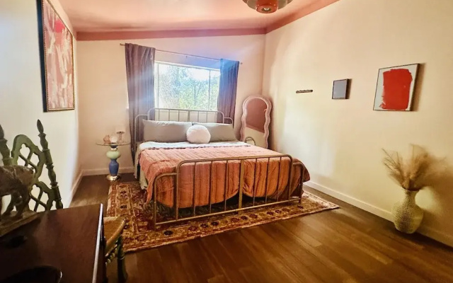 Palma Plaza Unit C