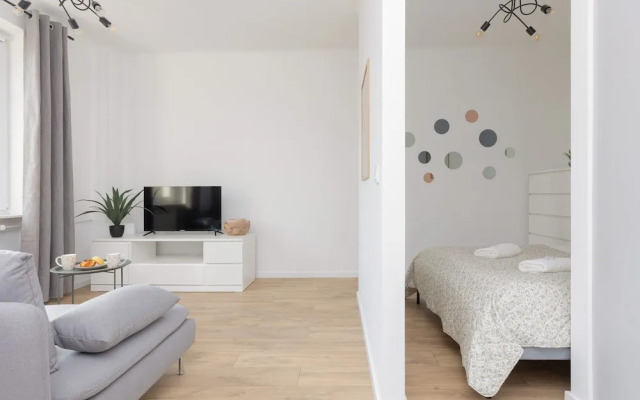 Sunny Studio Ochota by Renters