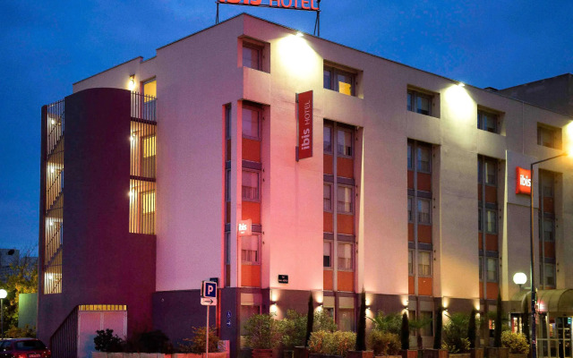 ibis Lyon Gerland Rue Merieux