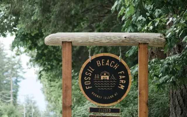 Fossil Beach Farm (Glamping)