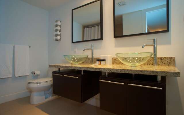 Beach Haus Bal Harbour