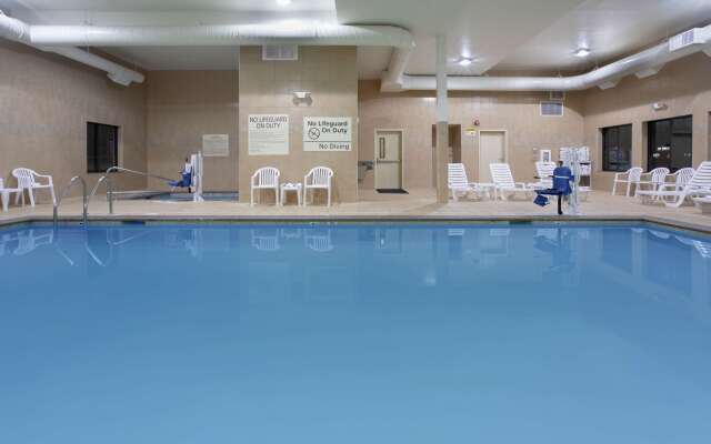 Hampton Inn and Suites Astoria