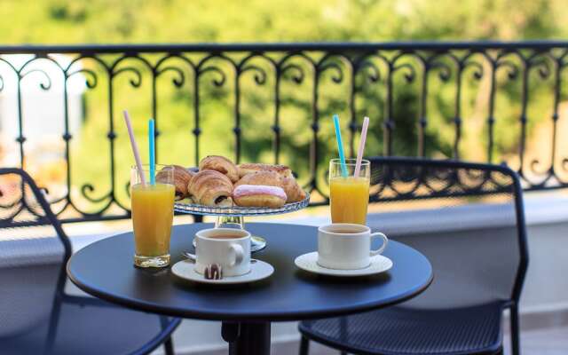 Avanti Hotel & Spa
