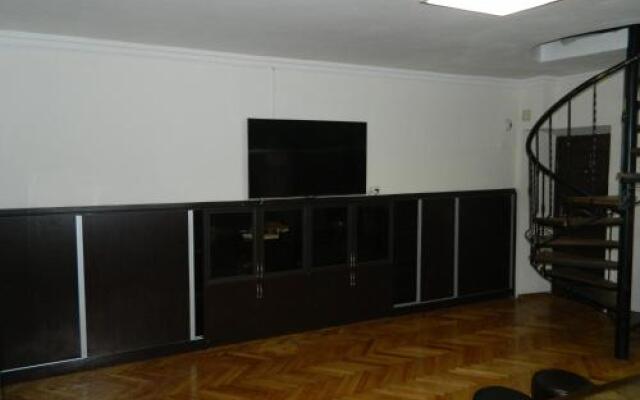 95/101 Gorgiladze St