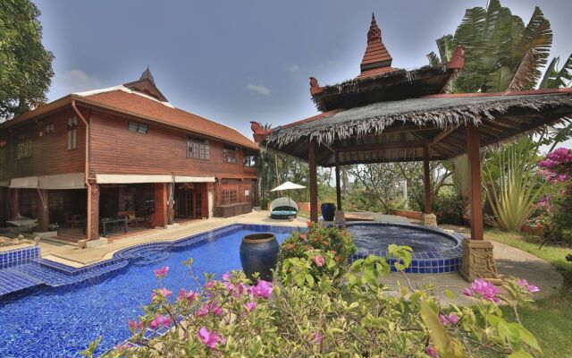 Presidential Thai Villa