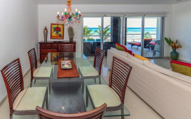 True Beachfront Condo - Corazon