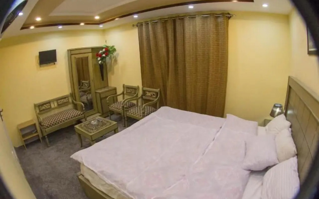 Ringchan Guest House & Restaurant