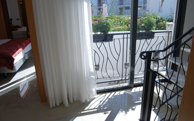 The Birds Nest Luxury B&B