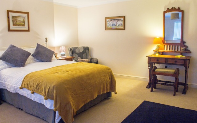 Hillbrook House Apartment 9