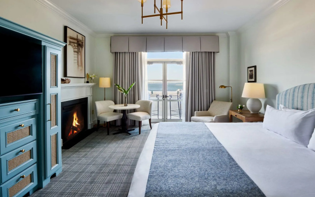 HarbourView Inn