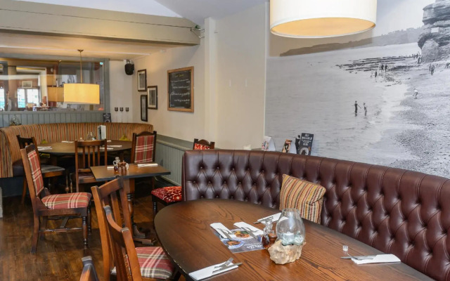 Balfour Arms