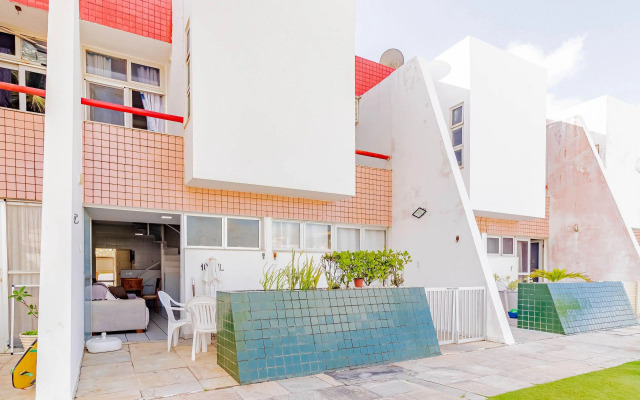 PFL03 Apto 3 Quartos a 200m da Praia