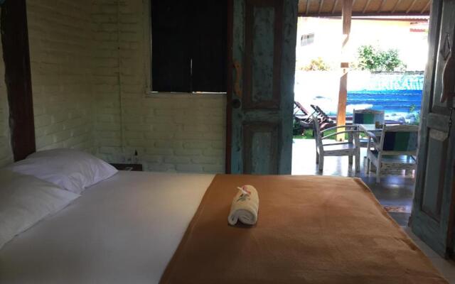 Medewi Secret SurfCamp
