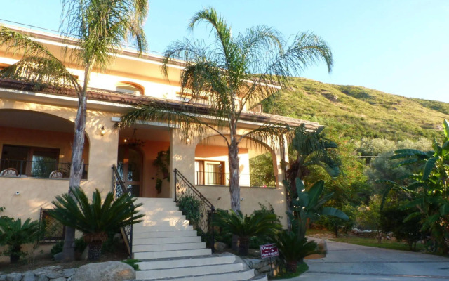 Hotel Cannamele Resort