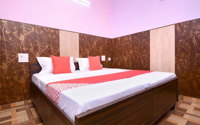 OYO 28097 Hotel Park View