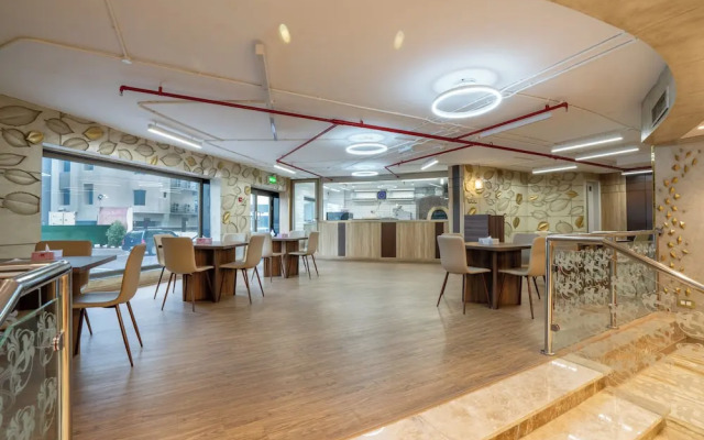 Plaza Athenee Hotel Kuwait