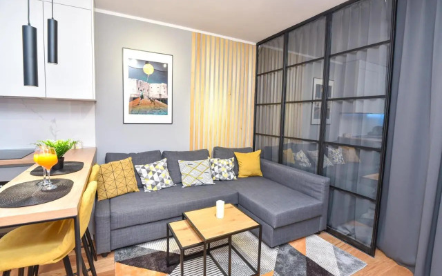 Studio apartment Bee One