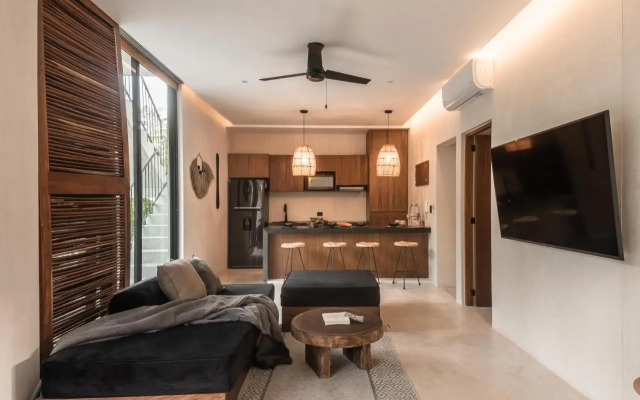 TOTALLY PRIVATE POOL AND TERRACE @ La Veleta D4