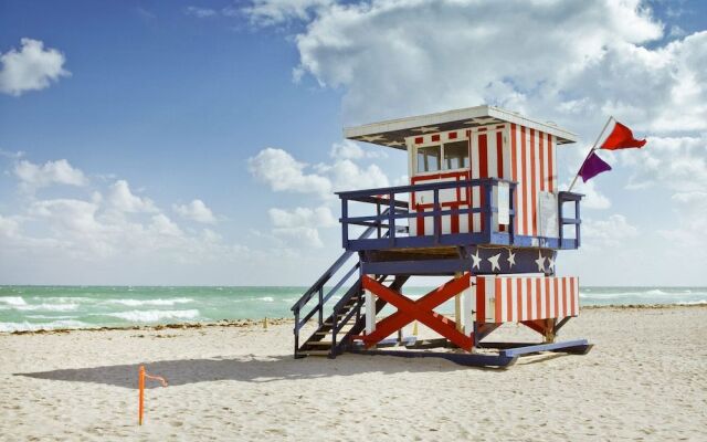 Ocean Drive Apartments