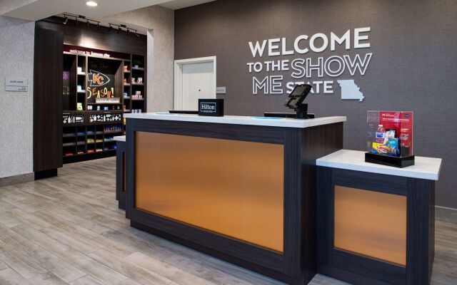 Hampton Inn Kansas City Northeast