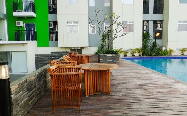 2 Bedrooms at Gading Greenhill Apartment by Travelio