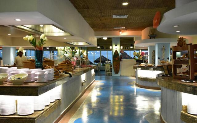 Crown Paradise Club Puerto Vallarta All Inclusive